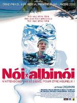 航向热带岛屿的冰山